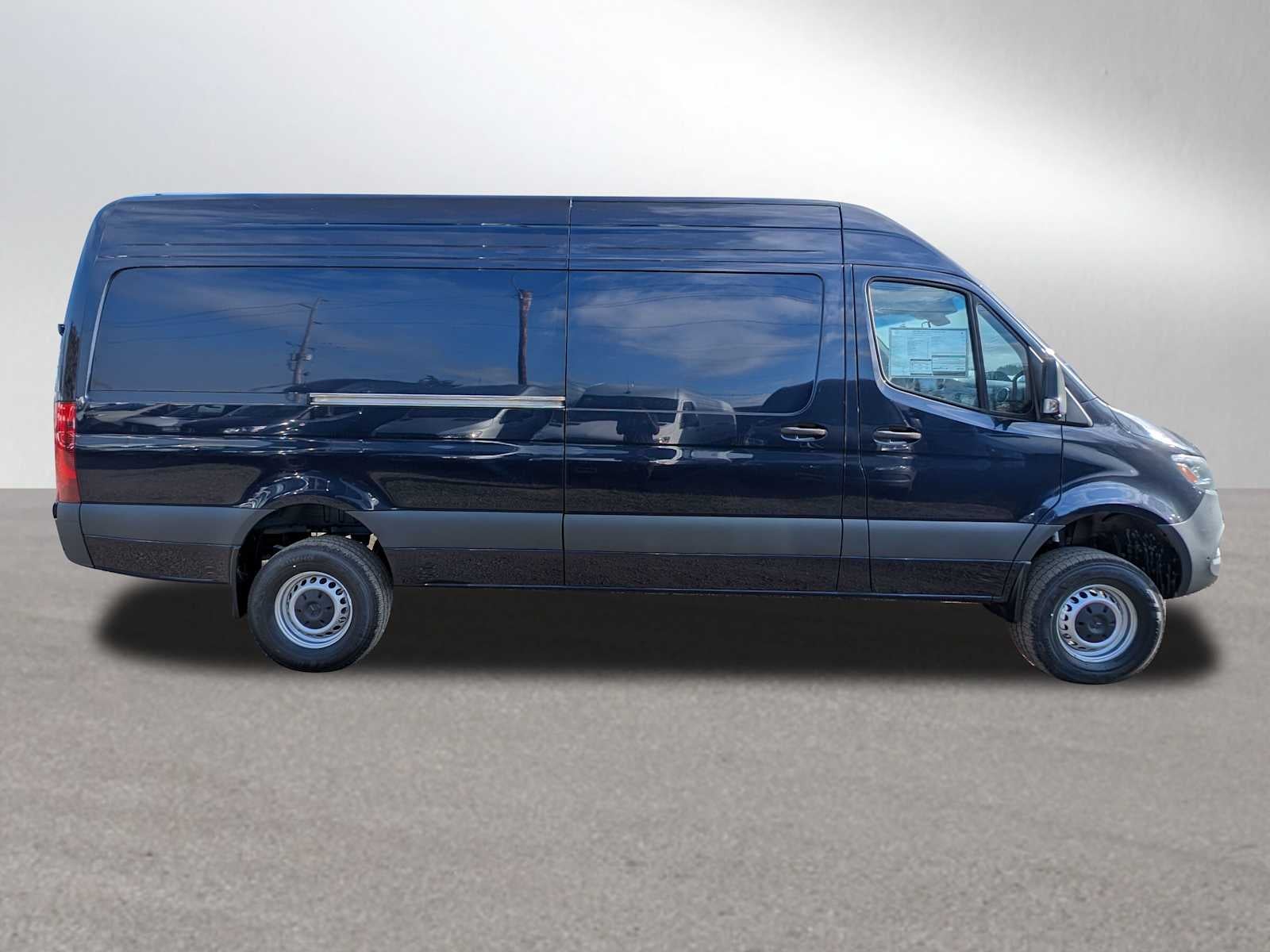 2025 Mercedes-Benz Sprinter 2500 High Roof I4 Diesel HO 170" AWD