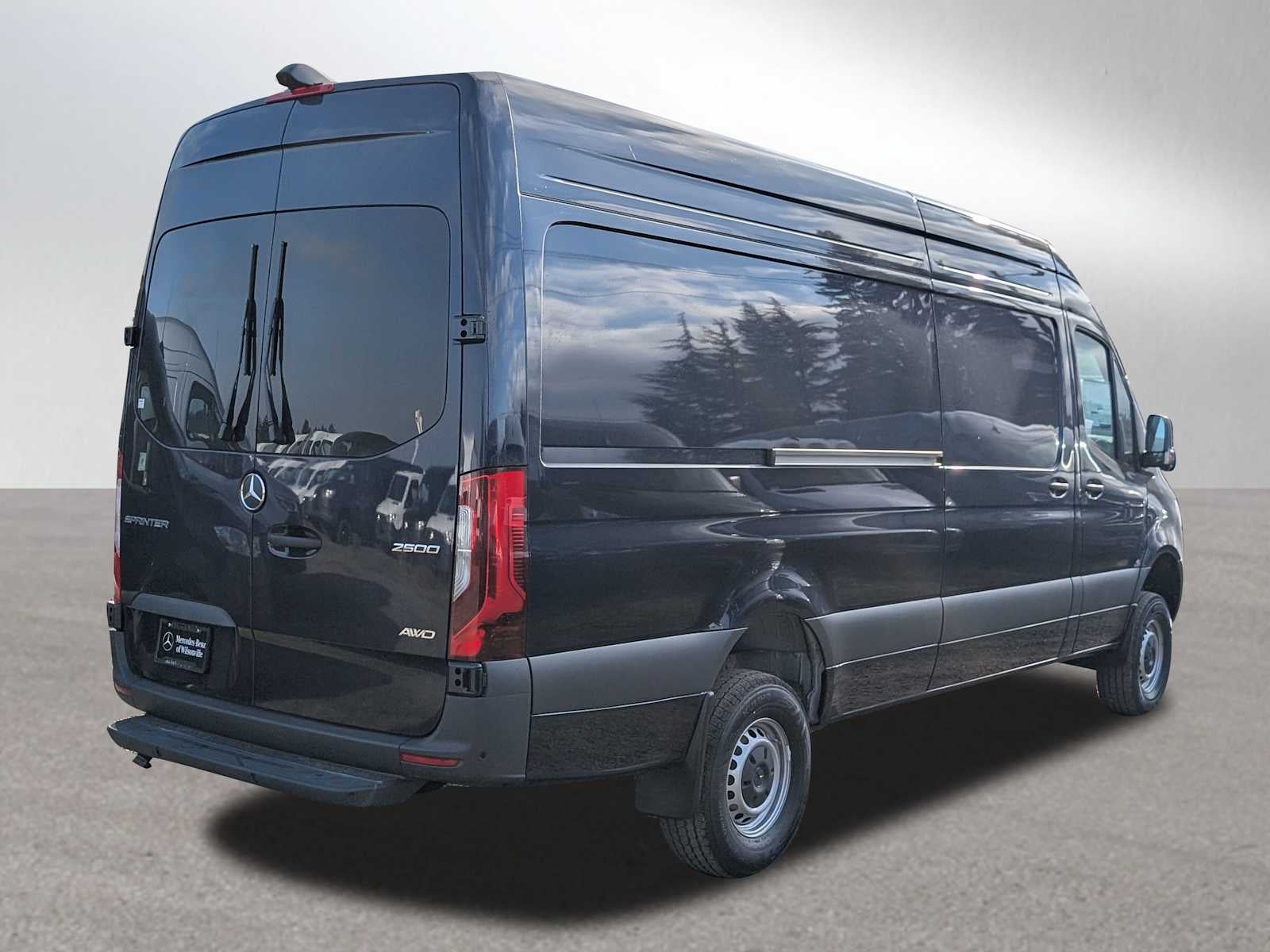 2025 Mercedes-Benz Sprinter 2500 High Roof I4 Diesel HO 170" AWD