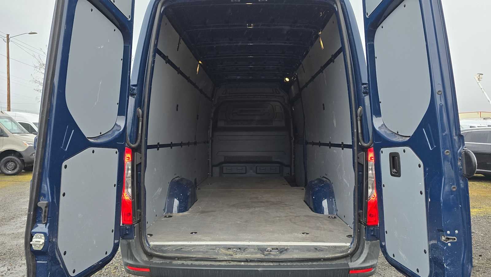 2023 Mercedes-Benz Sprinter 2500 High Roof I4 Gas 170" RWD