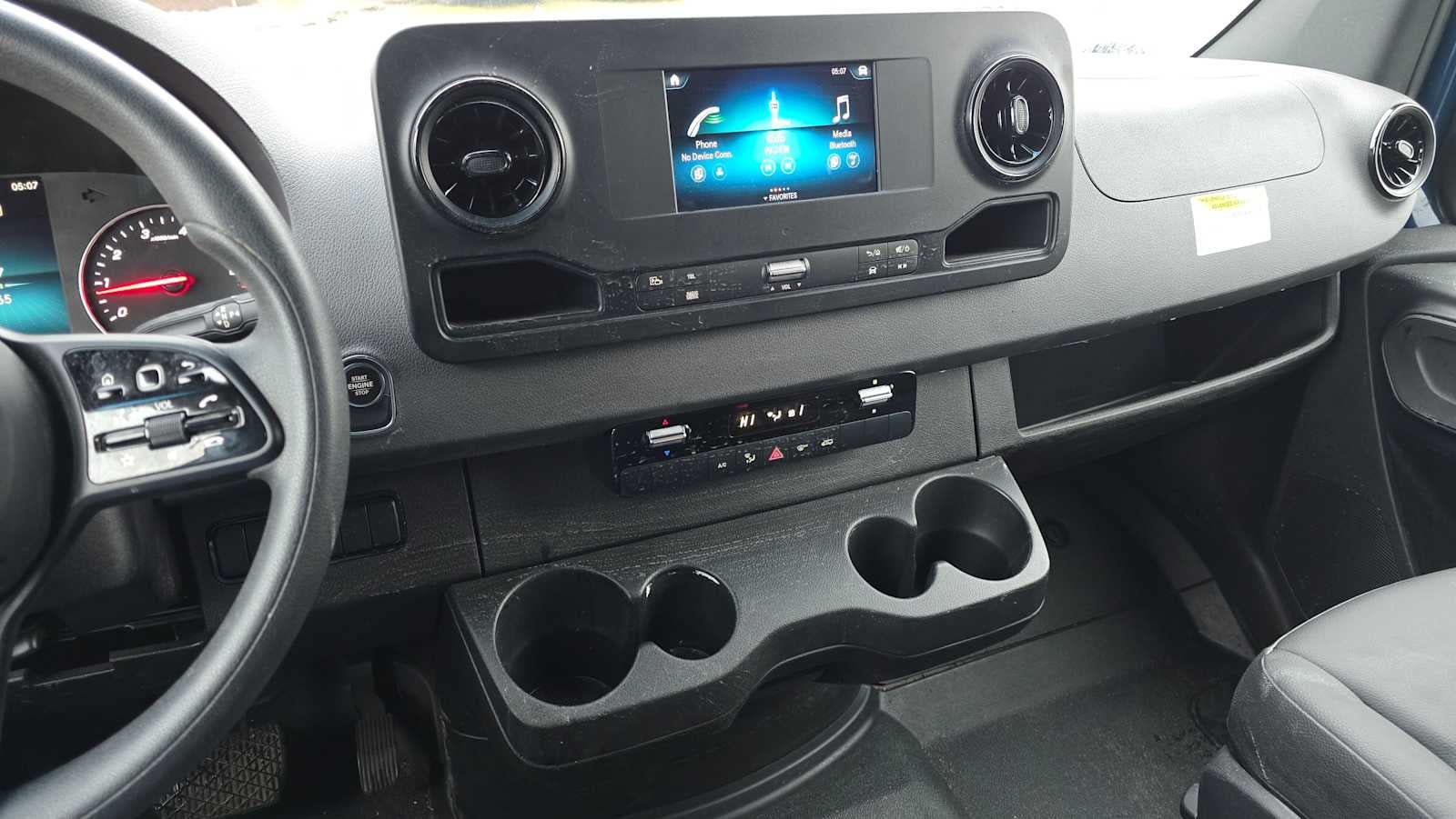 2023 Mercedes-Benz Sprinter 2500 High Roof I4 Gas 170" RWD