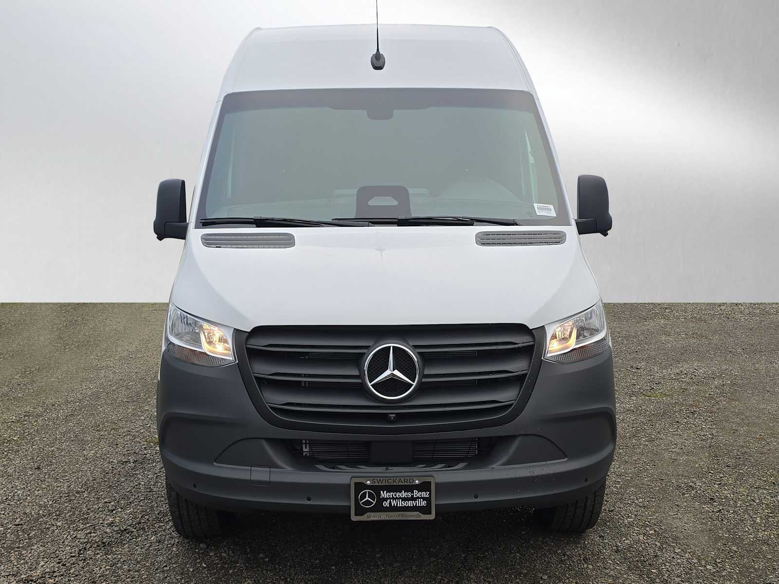 2025 Mercedes-Benz Sprinter 2500 Standard Roof I4 Diesel 144" RWD