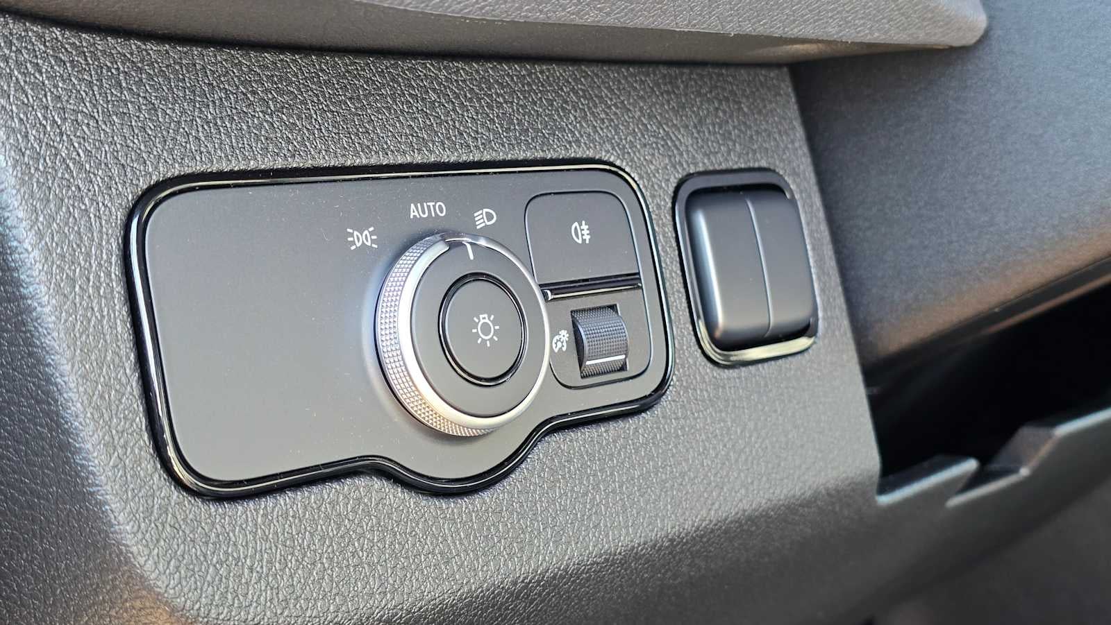 2026 Mercedes-Benz Sprinter 2500 Standard Roof I4 Diesel 144" RWD