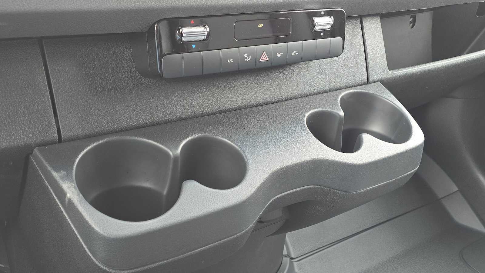 2025 Mercedes-Benz Sprinter 2500 Standard Roof I4 Diesel 144" RWD