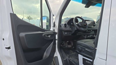 2025 Mercedes-Benz Sprinter 2500 Standard Roof I4 Diesel 144" RWD