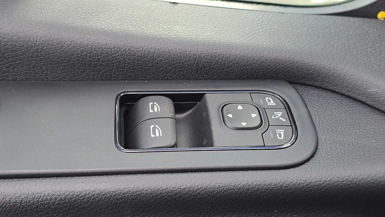 2025 Mercedes-Benz Sprinter 2500 Standard Roof I4 Diesel 144" RWD