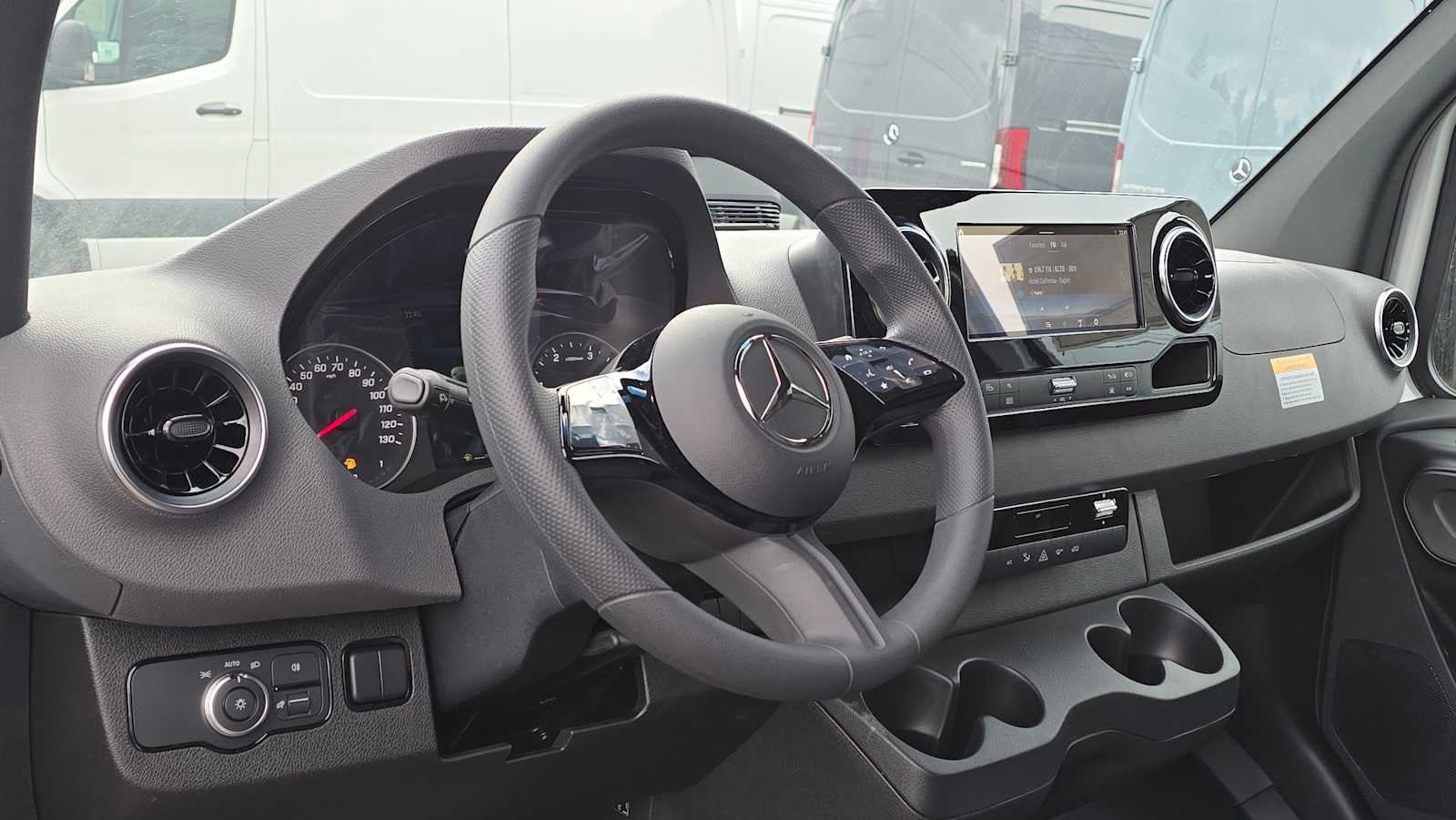 2025 Mercedes-Benz Sprinter 2500 Standard Roof I4 Diesel 144" RWD