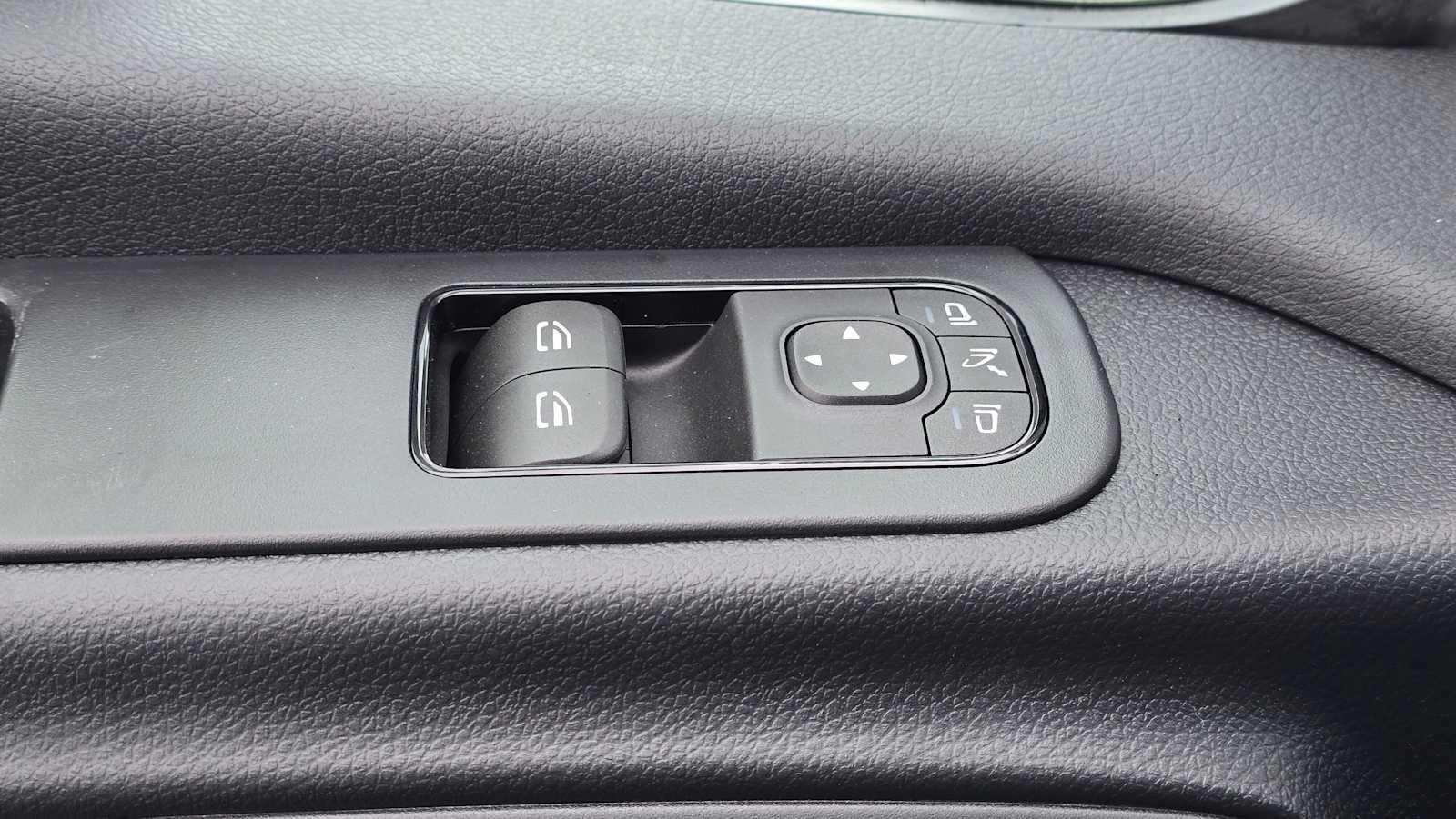 2025 Mercedes-Benz Sprinter 2500 Standard Roof I4 Diesel 144" RWD