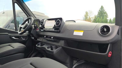 2026 Mercedes-Benz Sprinter 2500 Standard Roof I4 Diesel 144" RWD