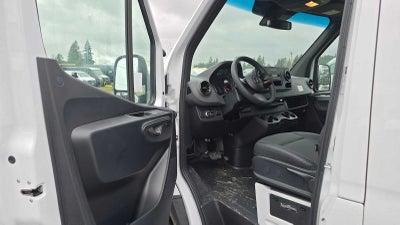 2025 Mercedes-Benz Sprinter 2500 Standard Roof I4 Diesel 144" RWD