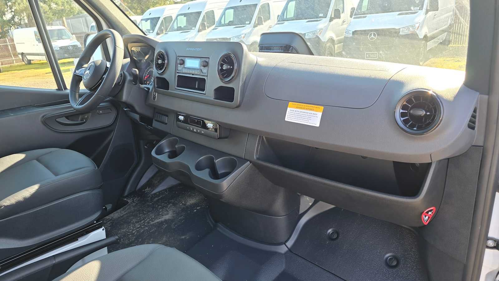 2025 Mercedes-Benz Sprinter 2500 Standard Roof I4 Diesel 144" RWD