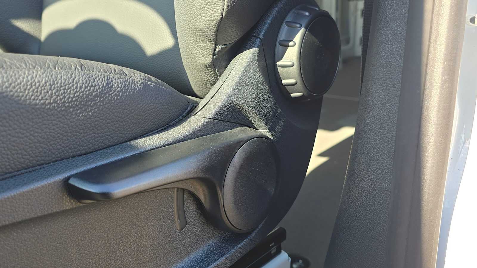 2025 Mercedes-Benz Sprinter 2500 Standard Roof I4 Diesel 144" RWD