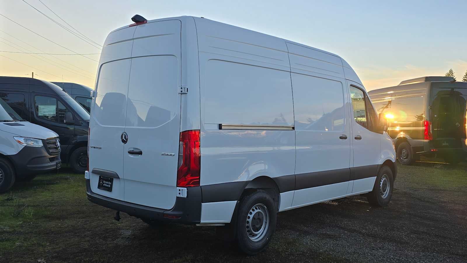 2026 Mercedes-Benz Sprinter 2500 Standard Roof I4 Diesel 144" RWD