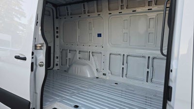 2026 Mercedes-Benz Sprinter 2500 Standard Roof I4 Diesel 144" RWD
