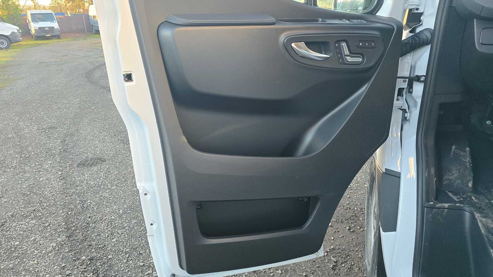 2026 Mercedes-Benz Sprinter 2500 Standard Roof I4 Diesel 144" RWD