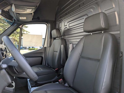 2025 Mercedes-Benz Sprinter 2500 Standard Roof I4 Diesel 144" RWD