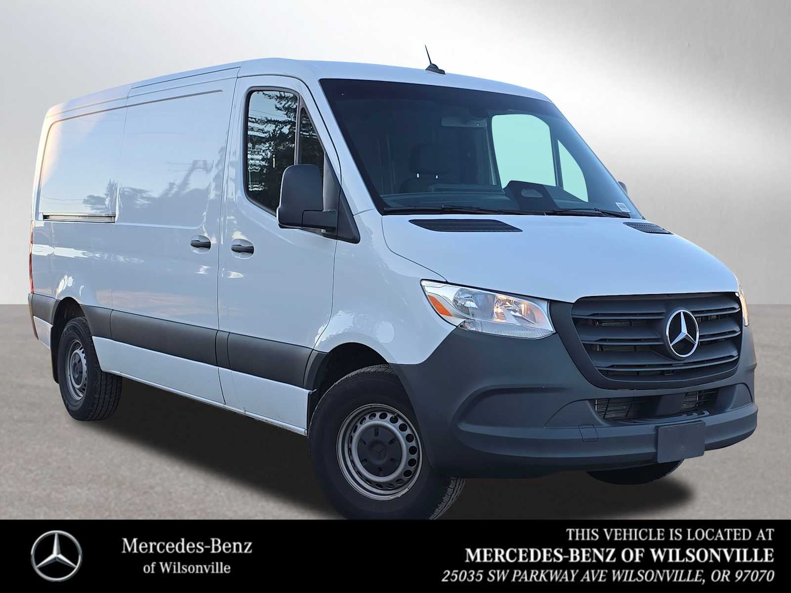 2025 Mercedes-Benz Sprinter 2500 Standard Roof I4 Diesel 144" RWD