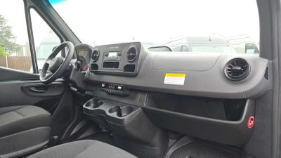 2025 Mercedes-Benz Sprinter 2500 Standard Roof I4 Diesel 144" RWD