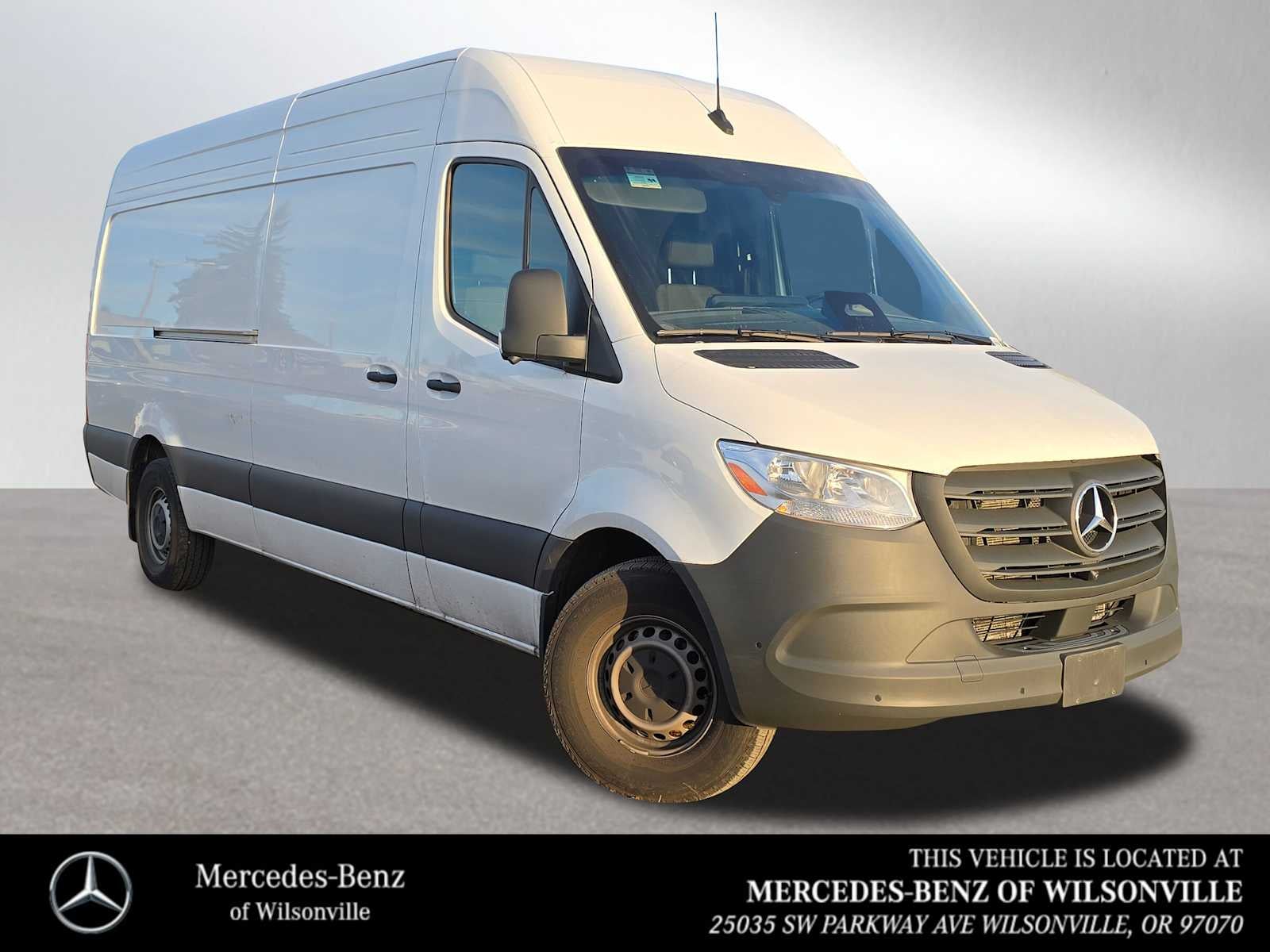 2025 Mercedes-Benz Sprinter 2500 High Roof I4 Diesel 170" RWD