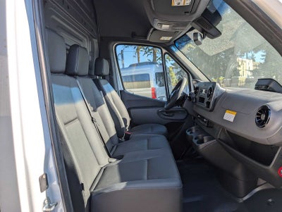 2026 Mercedes-Benz Sprinter 2500 Standard Roof I4 Diesel HO 144" RWD