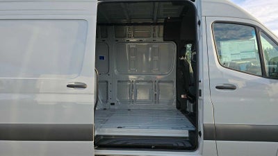 2026 Mercedes-Benz Sprinter 2500 Standard Roof I4 Diesel HO 144" AWD
