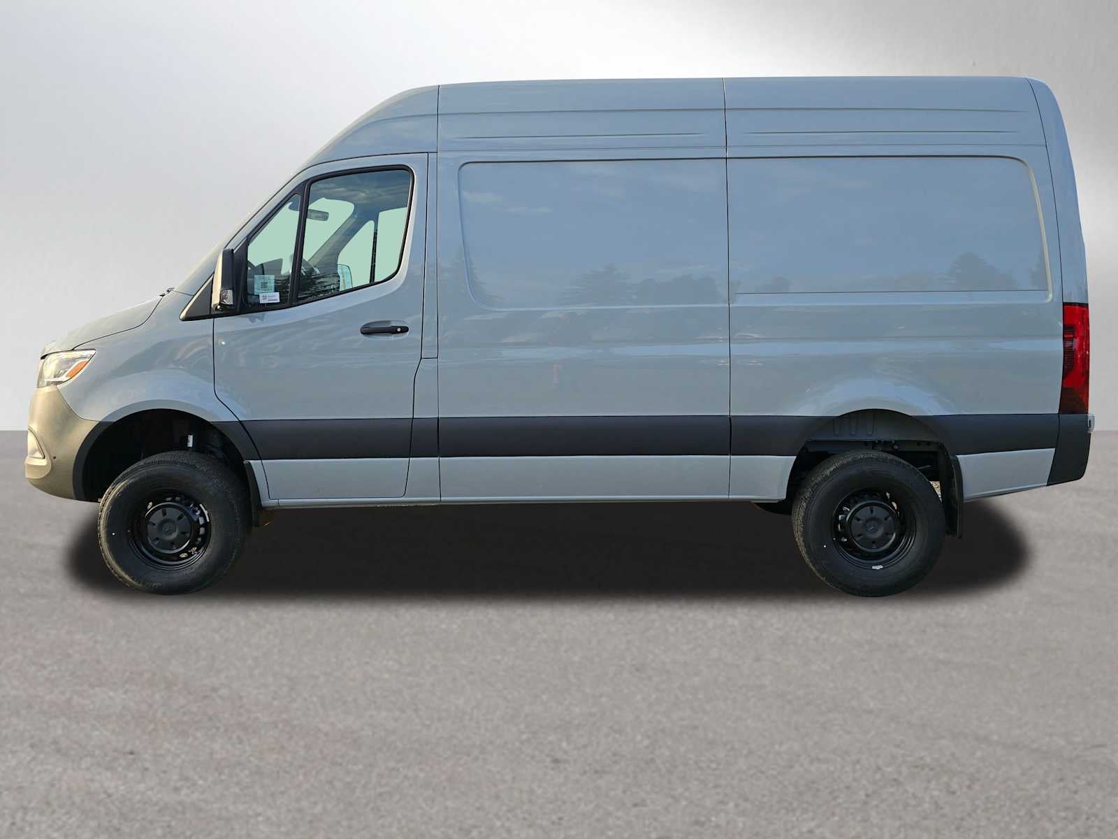 2026 Mercedes-Benz Sprinter 2500 Standard Roof I4 Diesel HO 144" AWD