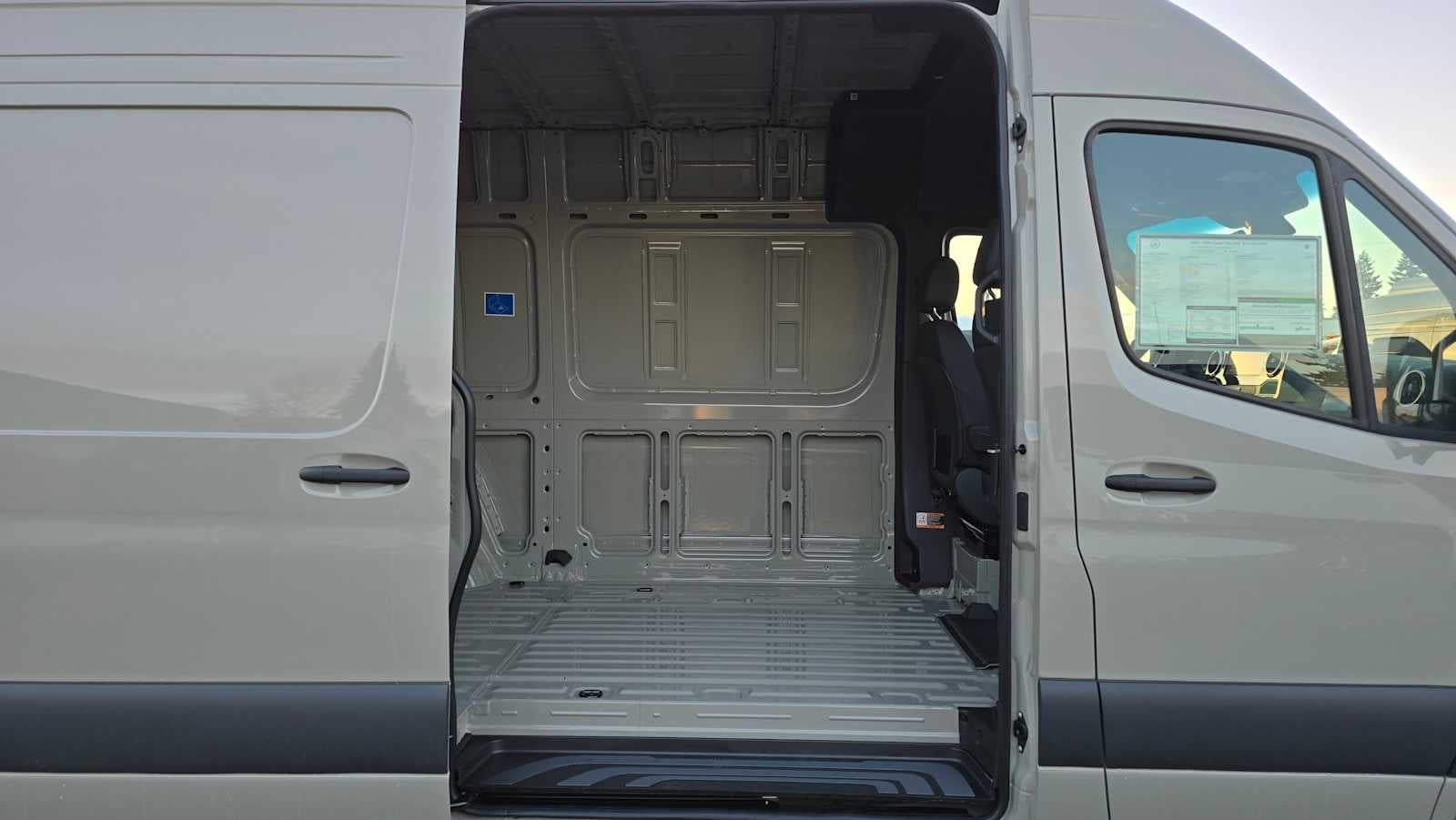 2026 Mercedes-Benz Sprinter 2500 Standard Roof I4 Diesel HO 144" AWD