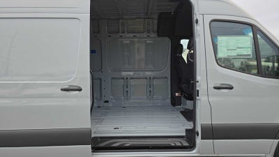 2026 Mercedes-Benz Sprinter 2500 Standard Roof I4 Diesel HO 144" AWD