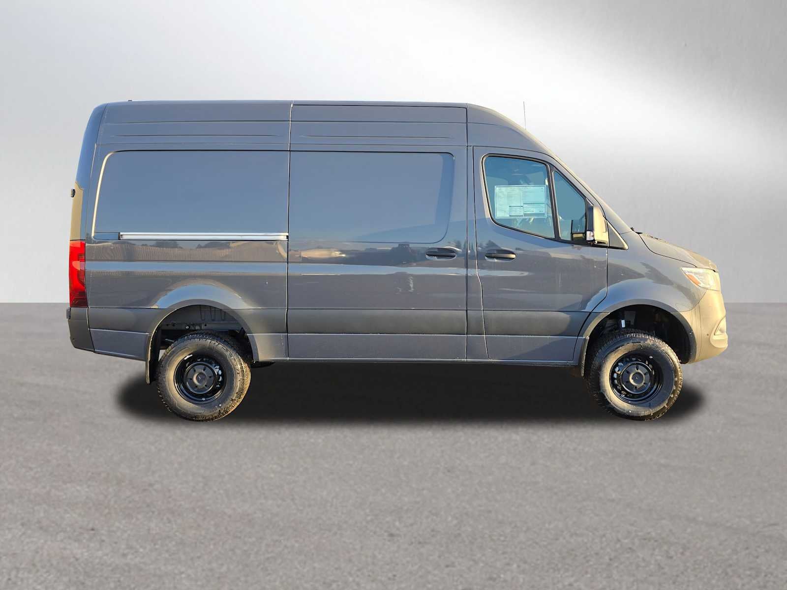 2026 Mercedes-Benz Sprinter 2500 Standard Roof I4 Diesel HO 144" AWD