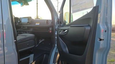 2026 Mercedes-Benz Sprinter 2500 Standard Roof I4 Diesel HO 144" AWD