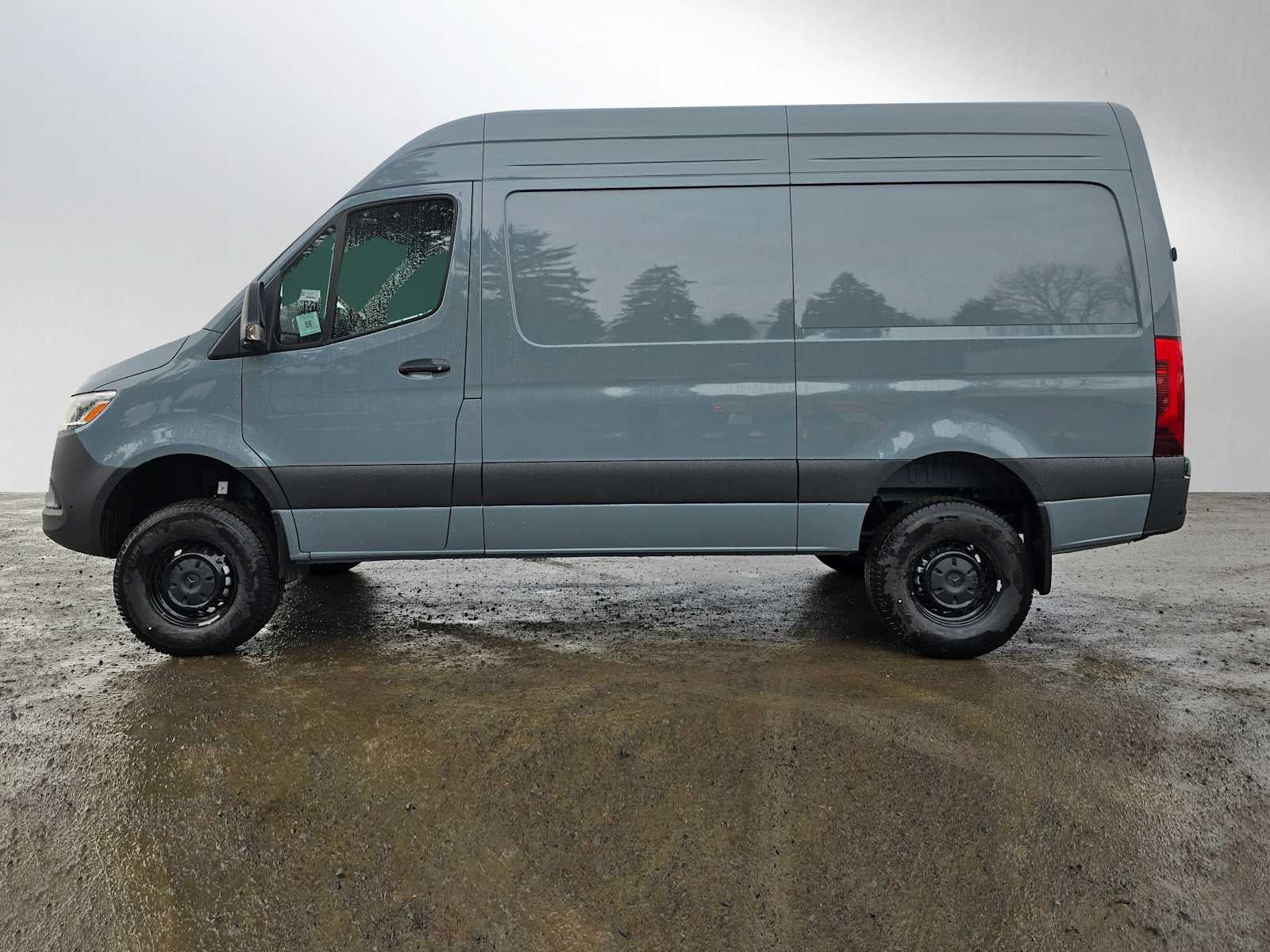 2026 Mercedes-Benz Sprinter 2500 Standard Roof I4 Diesel HO 144" AWD