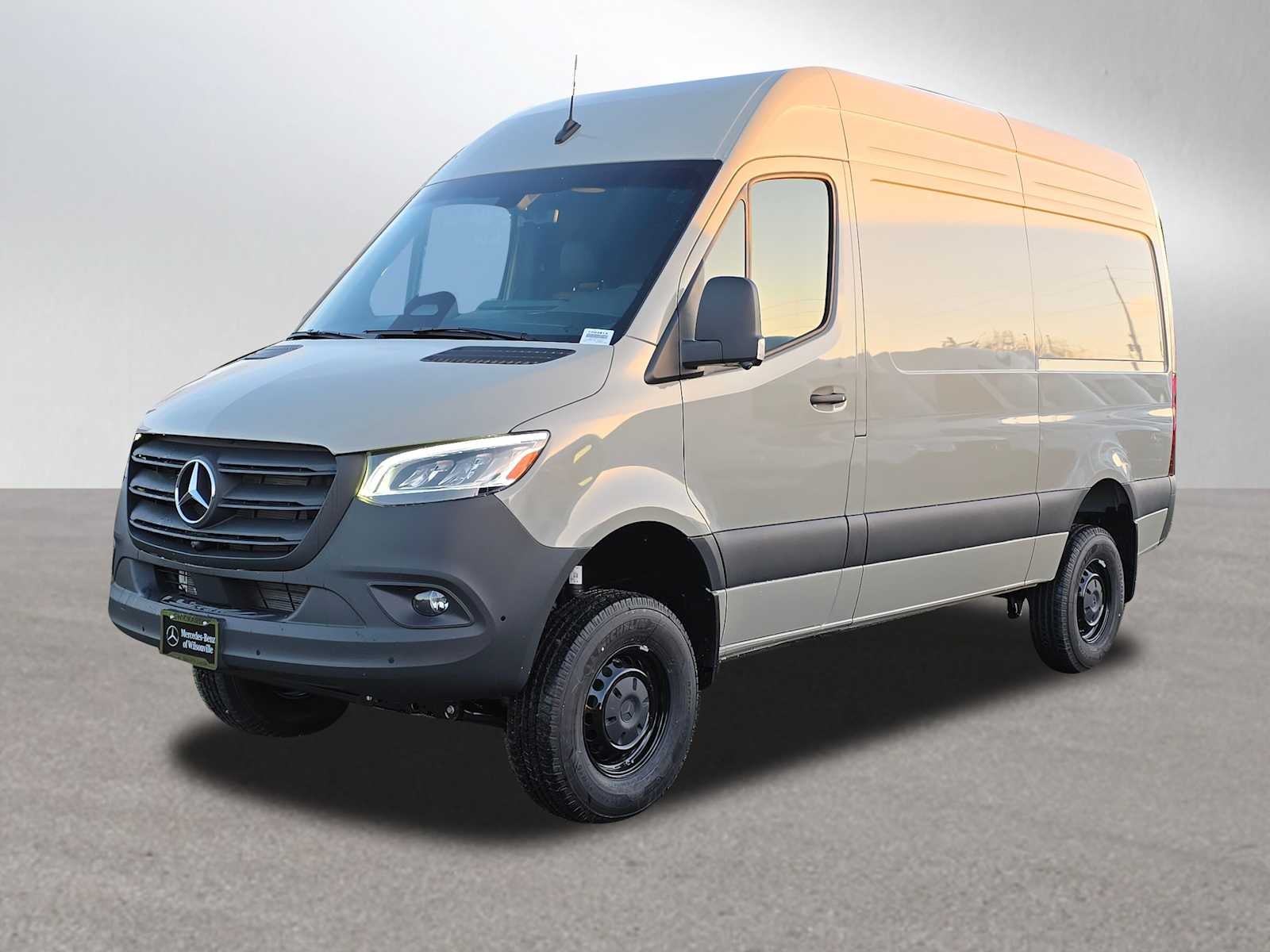 2026 Mercedes-Benz Sprinter 2500 Standard Roof I4 Diesel HO 144" AWD
