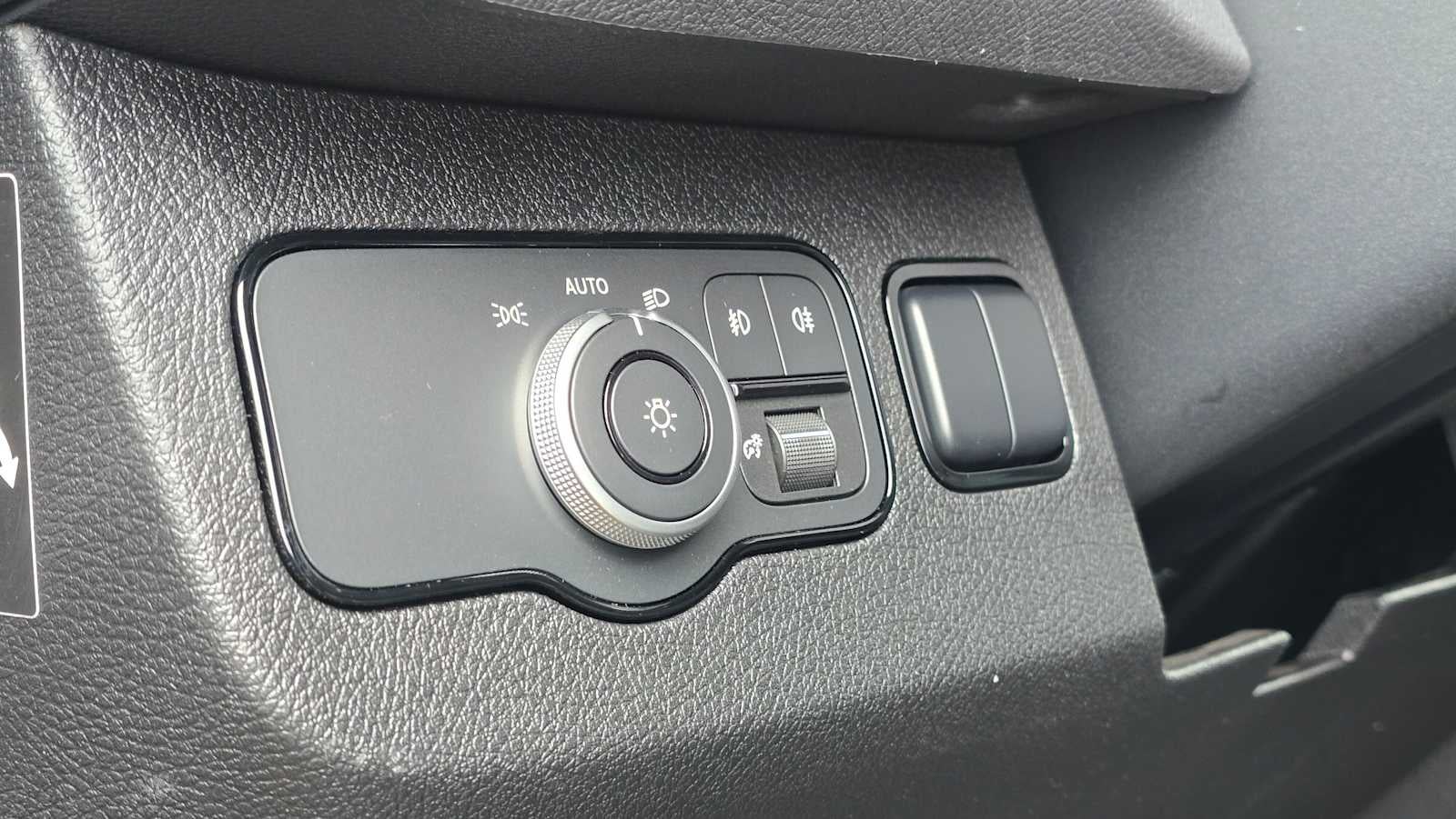 2026 Mercedes-Benz Sprinter 2500 Standard Roof I4 Diesel HO 144" AWD