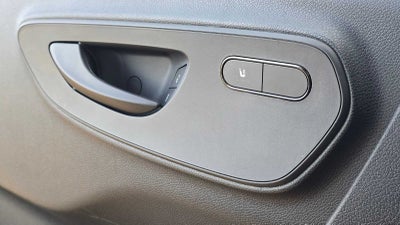 2025 Mercedes-Benz Sprinter 2500 Standard Roof I4 Diesel 144" RWD