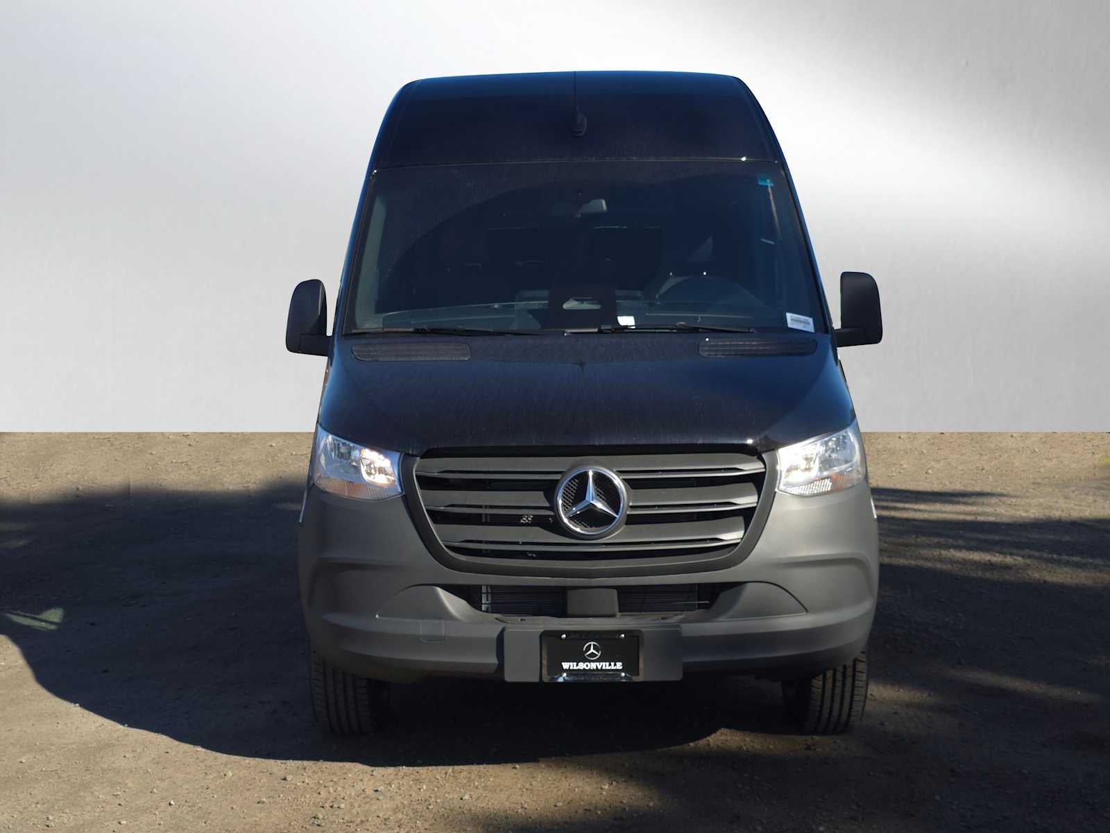 2025 Mercedes-Benz Sprinter 2500 Standard Roof I4 Diesel 144" RWD