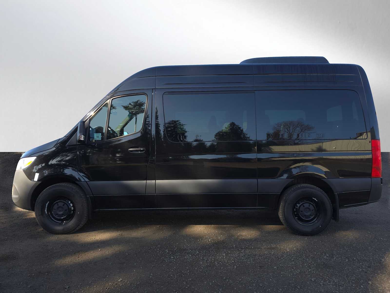 2025 Mercedes-Benz Sprinter 2500 Standard Roof I4 Diesel 144" RWD