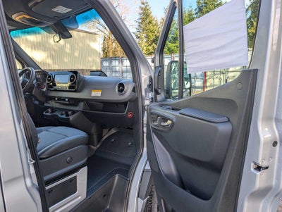2025 Mercedes-Benz Sprinter 2500 Standard Roof I4 Diesel 144" RWD