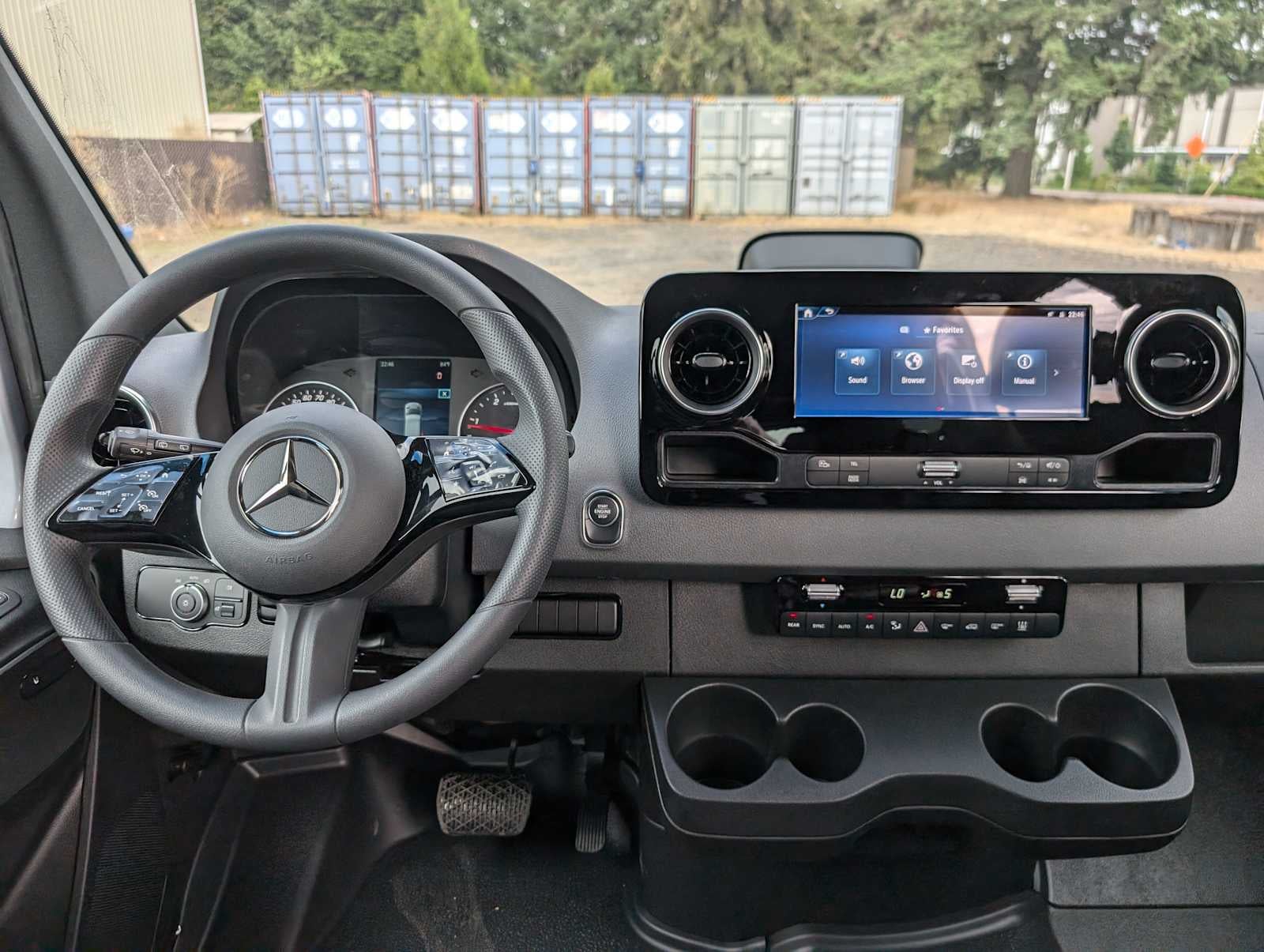 2025 Mercedes-Benz Sprinter 2500 Standard Roof I4 Diesel 144" RWD