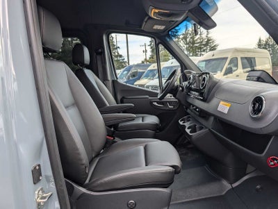 2025 Mercedes-Benz Sprinter 2500 Standard Roof I4 Diesel 144" RWD