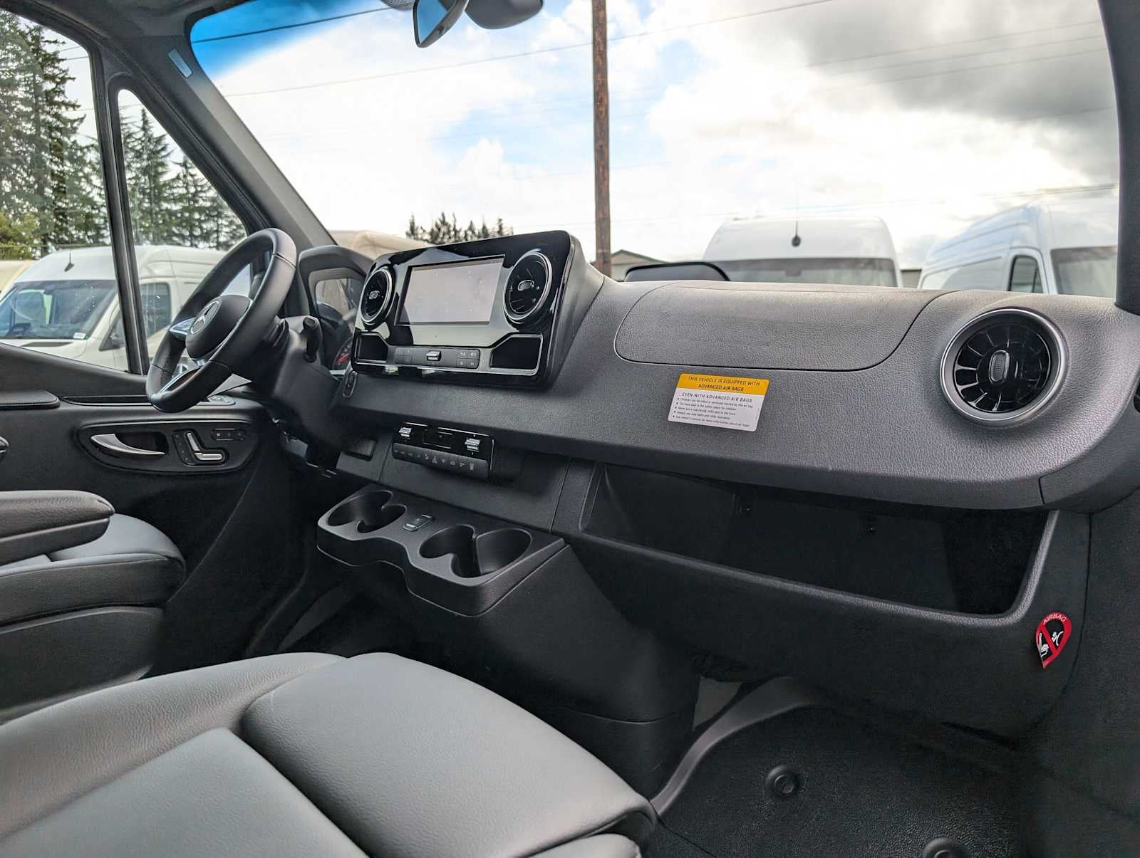 2025 Mercedes-Benz Sprinter 2500 Standard Roof I4 Diesel 144" RWD