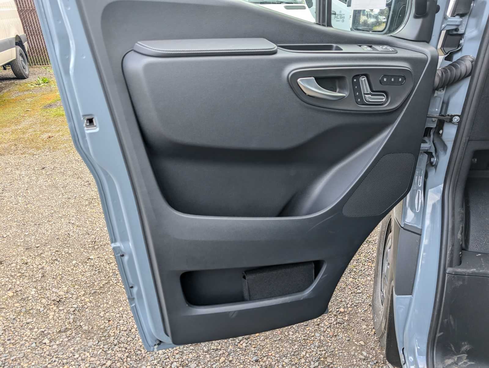 2025 Mercedes-Benz Sprinter 2500 Standard Roof I4 Diesel 144" RWD