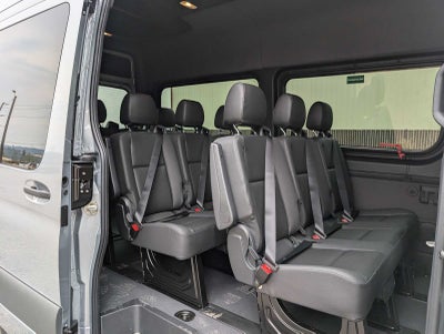 2025 Mercedes-Benz Sprinter 2500 Standard Roof I4 Diesel 144" RWD