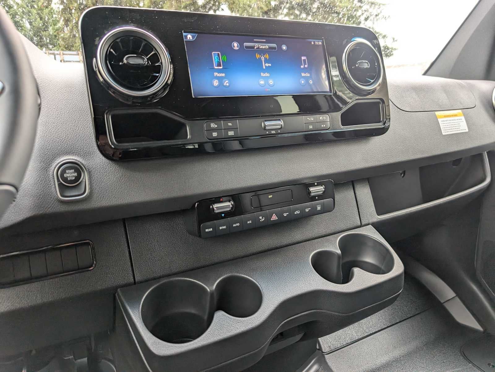 2025 Mercedes-Benz Sprinter 2500 Standard Roof I4 Diesel 144" RWD