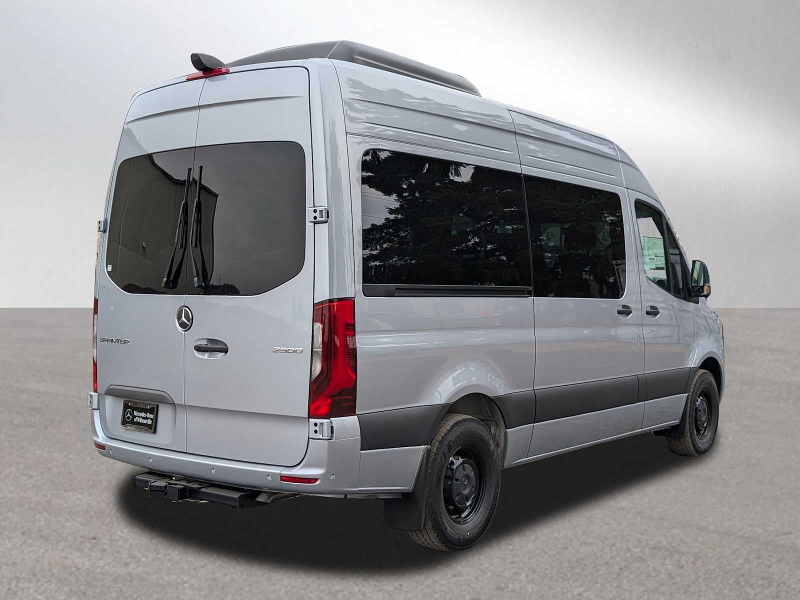 2025 Mercedes-Benz Sprinter 2500 Standard Roof I4 Diesel 144" RWD