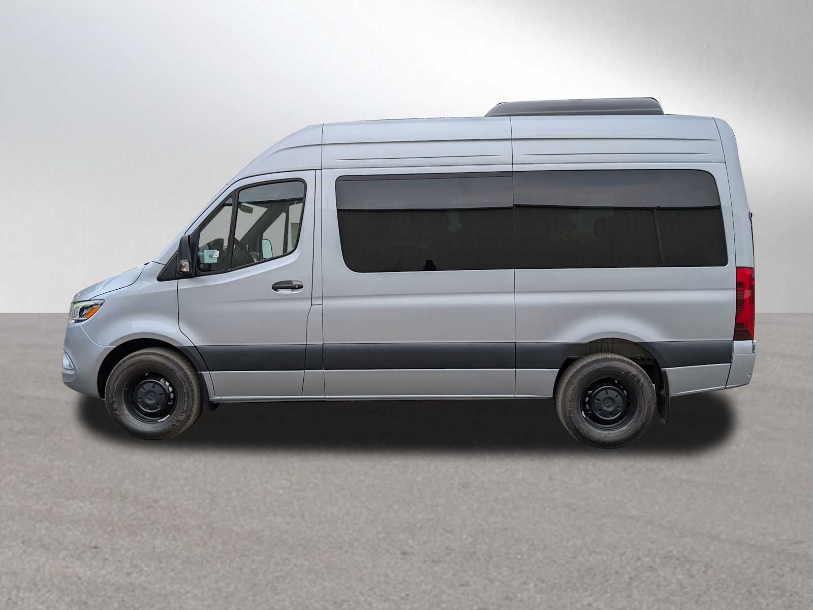 2025 Mercedes-Benz Sprinter 2500 Standard Roof I4 Diesel 144" RWD