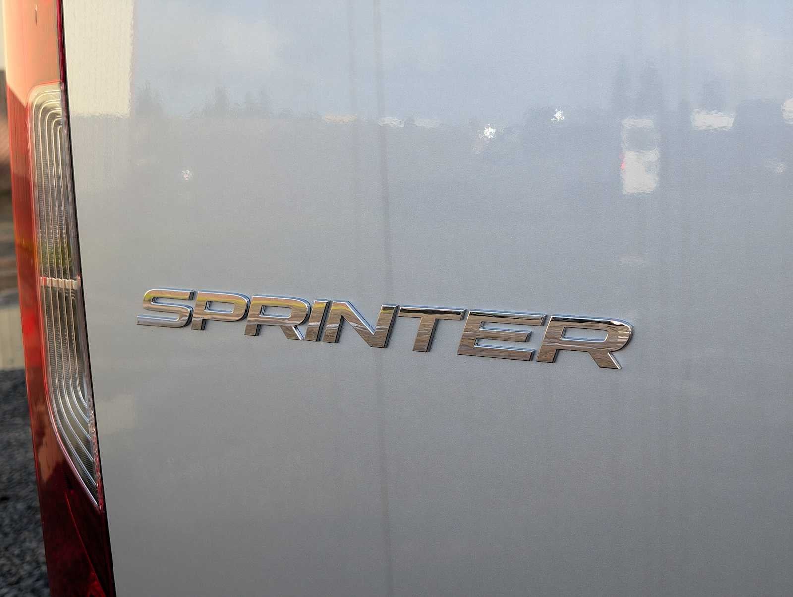 2025 Mercedes-Benz Sprinter 2500 Standard Roof I4 Diesel 144" RWD