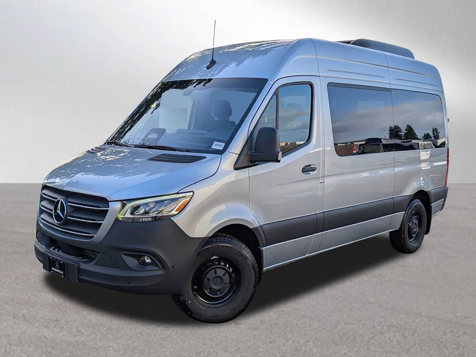 2025 Mercedes-Benz Sprinter 2500 Standard Roof I4 Diesel 144" RWD