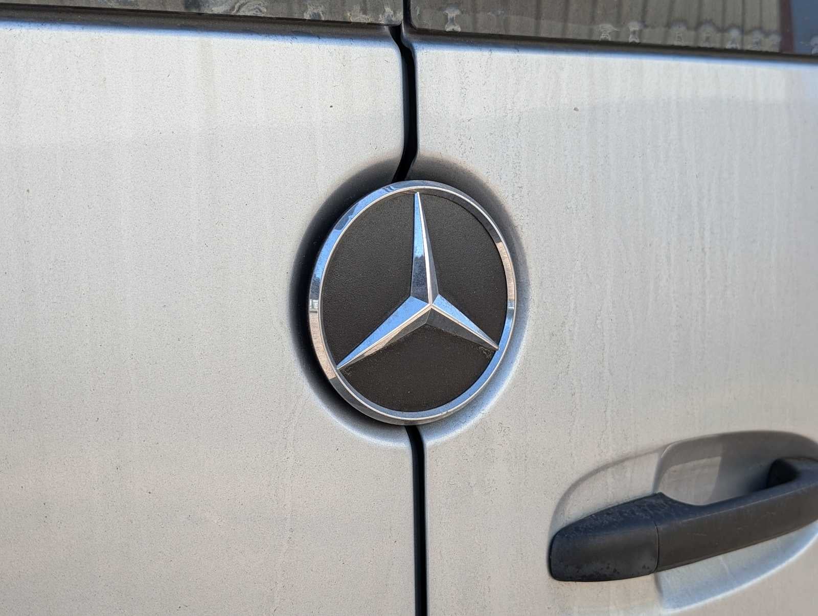 2025 Mercedes-Benz Sprinter 2500 High Roof I4 Diesel 170" RWD