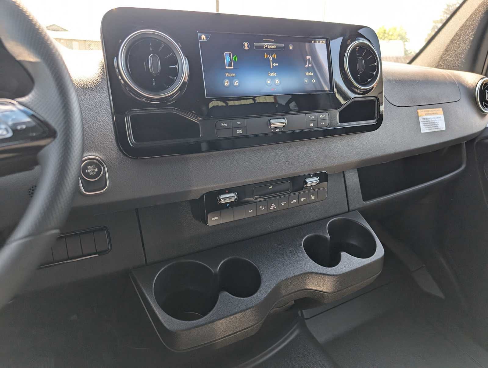 2025 Mercedes-Benz Sprinter 2500 High Roof I4 Diesel 170" RWD