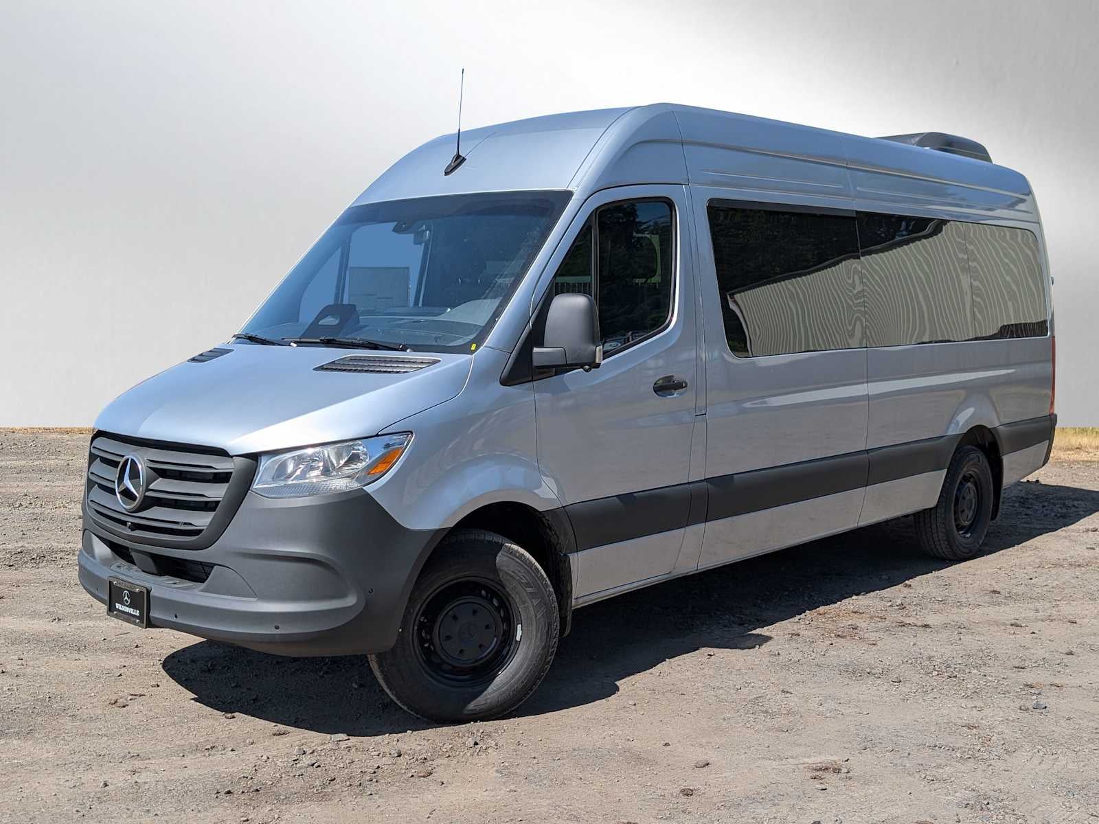 2025 Mercedes-Benz Sprinter 2500 High Roof I4 Diesel 170" RWD