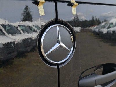 2025 Mercedes-Benz Sprinter 2500 Standard Roof I4 Diesel HO 144" RWD